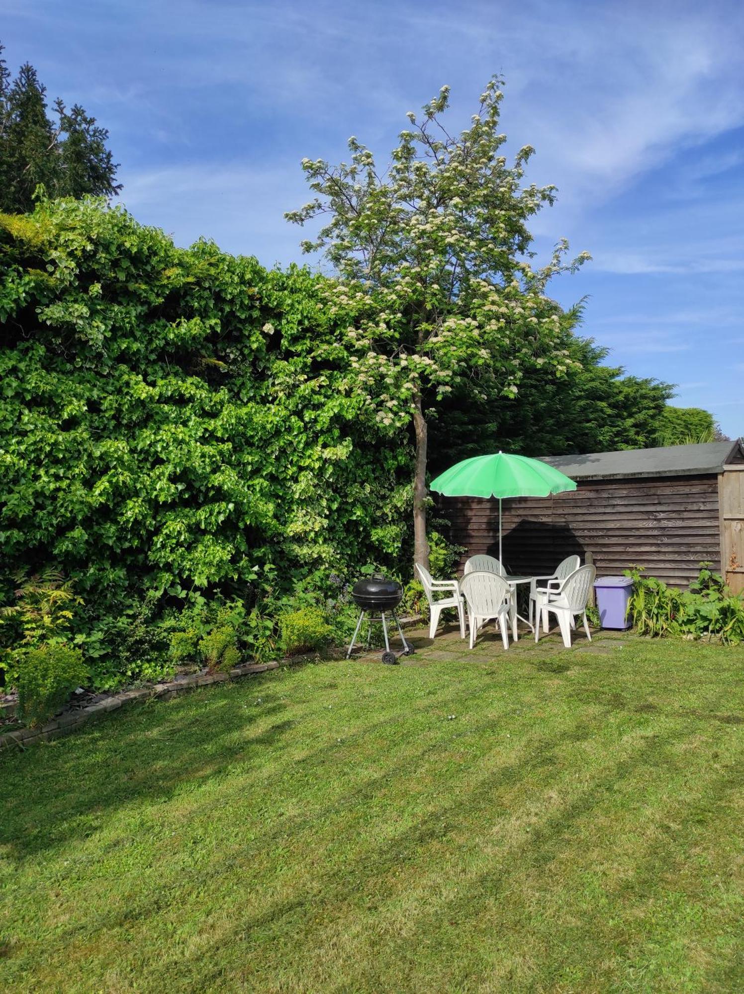 Number 8 With Free Parking Villa Bury St. Edmunds Exteriör bild