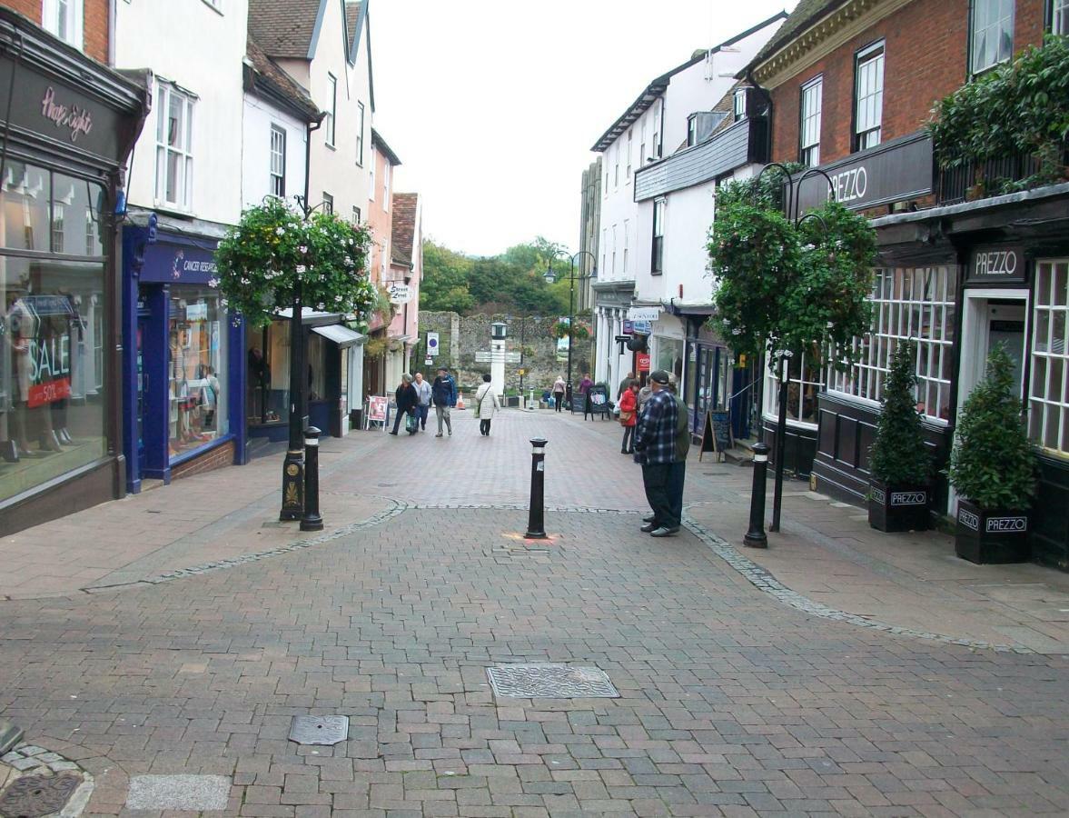 Number 8 With Free Parking Villa Bury St. Edmunds Exteriör bild